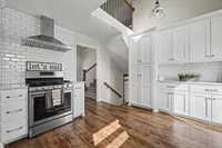 6215 NW Pine Ridge Road, Parkville, MO 64152