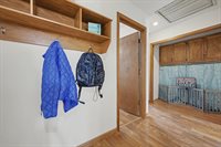 6215 NW Pine Ridge Road, Parkville, MO 64152