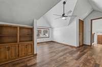 6215 NW Pine Ridge Road, Parkville, MO 64152