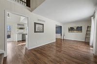 6215 NW Pine Ridge Road, Parkville, MO 64152