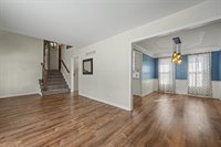 6215 NW Pine Ridge Road, Parkville, MO 64152