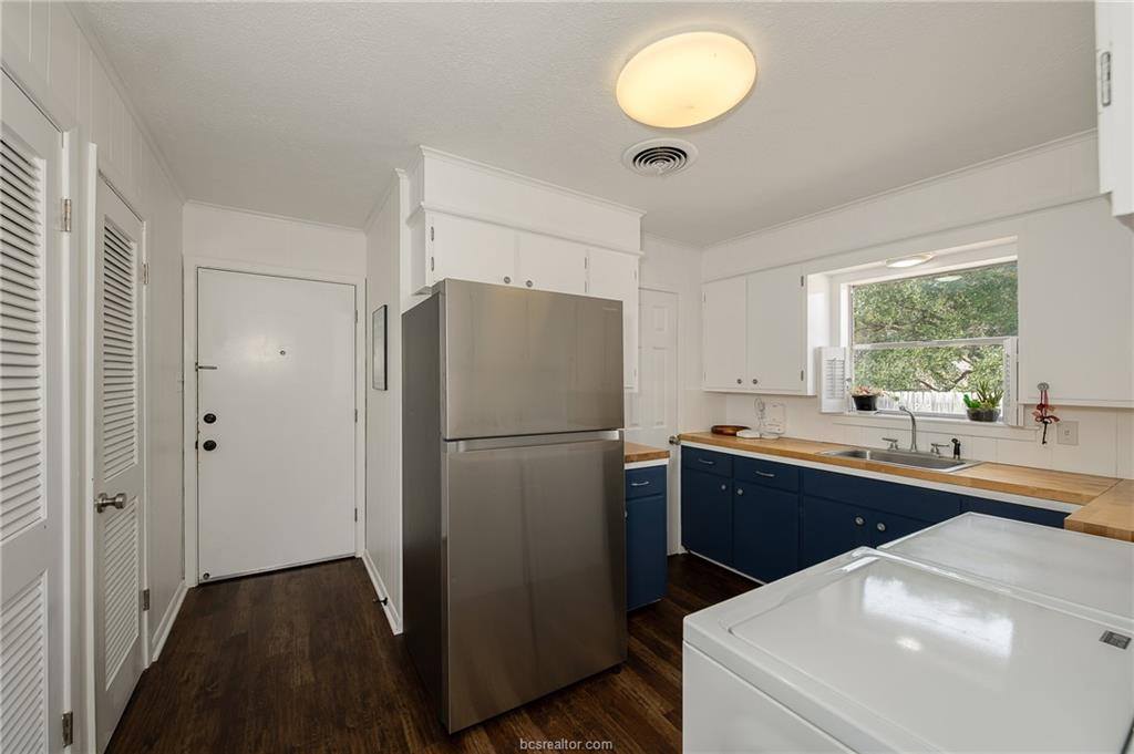 3616 Sweetbriar Drive, Bryan, TX 77802