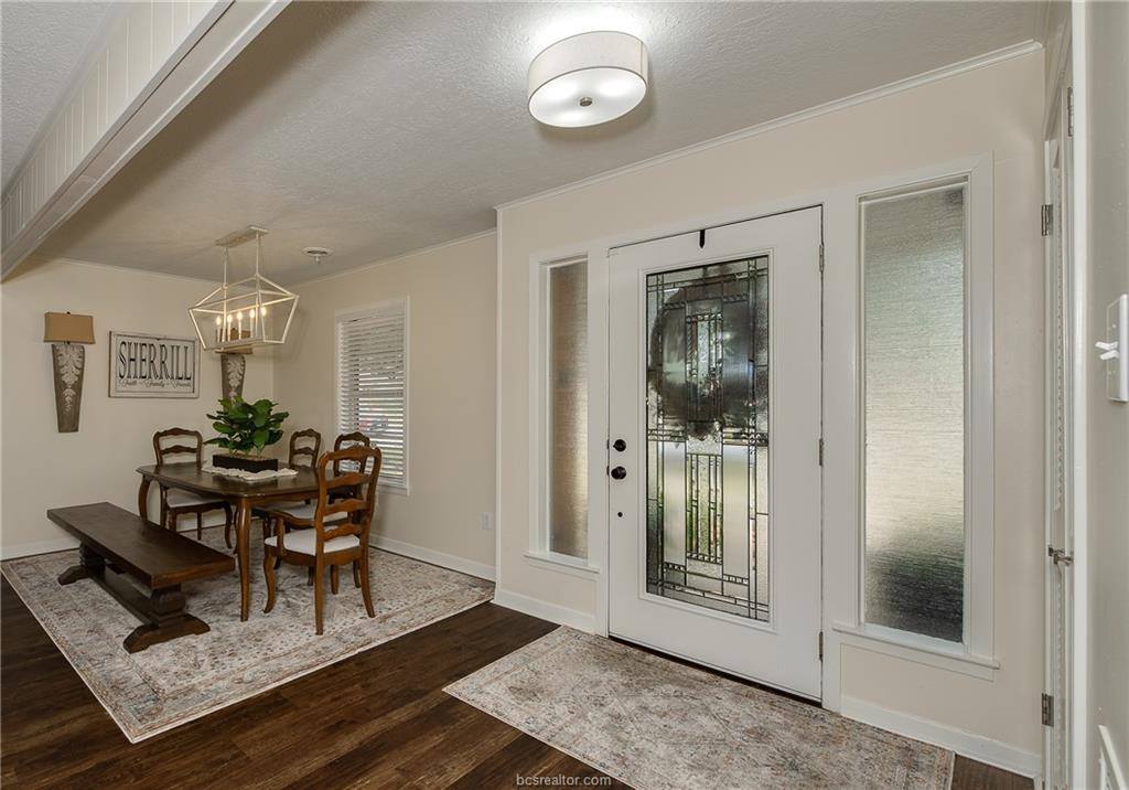 3616 Sweetbriar Drive, Bryan, TX 77802