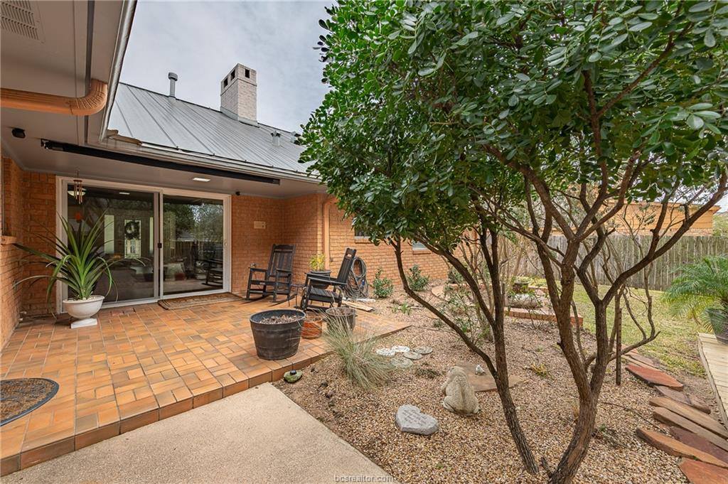 3616 Sweetbriar Drive, Bryan, TX 77802