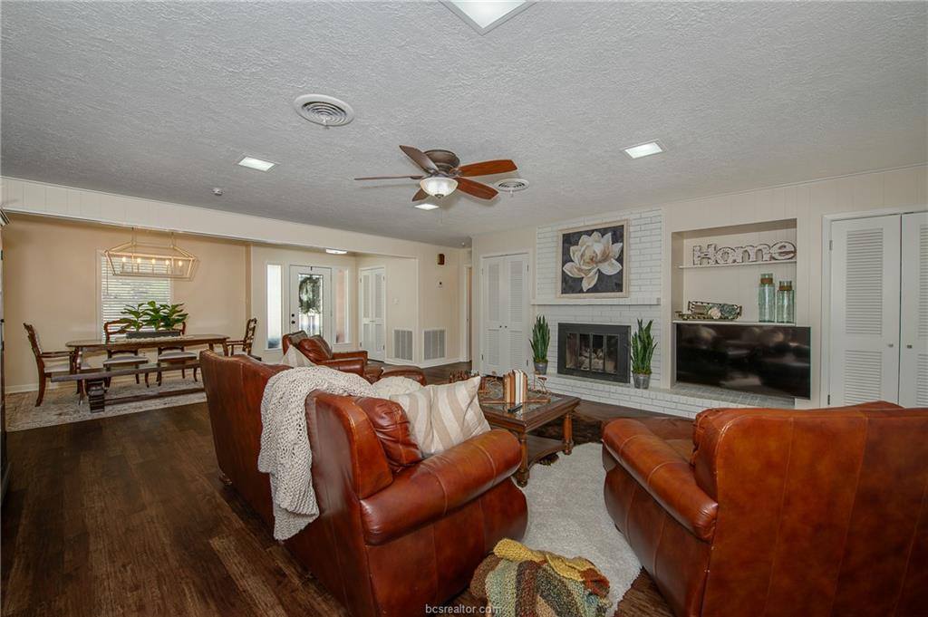 3616 Sweetbriar Drive, Bryan, TX 77802