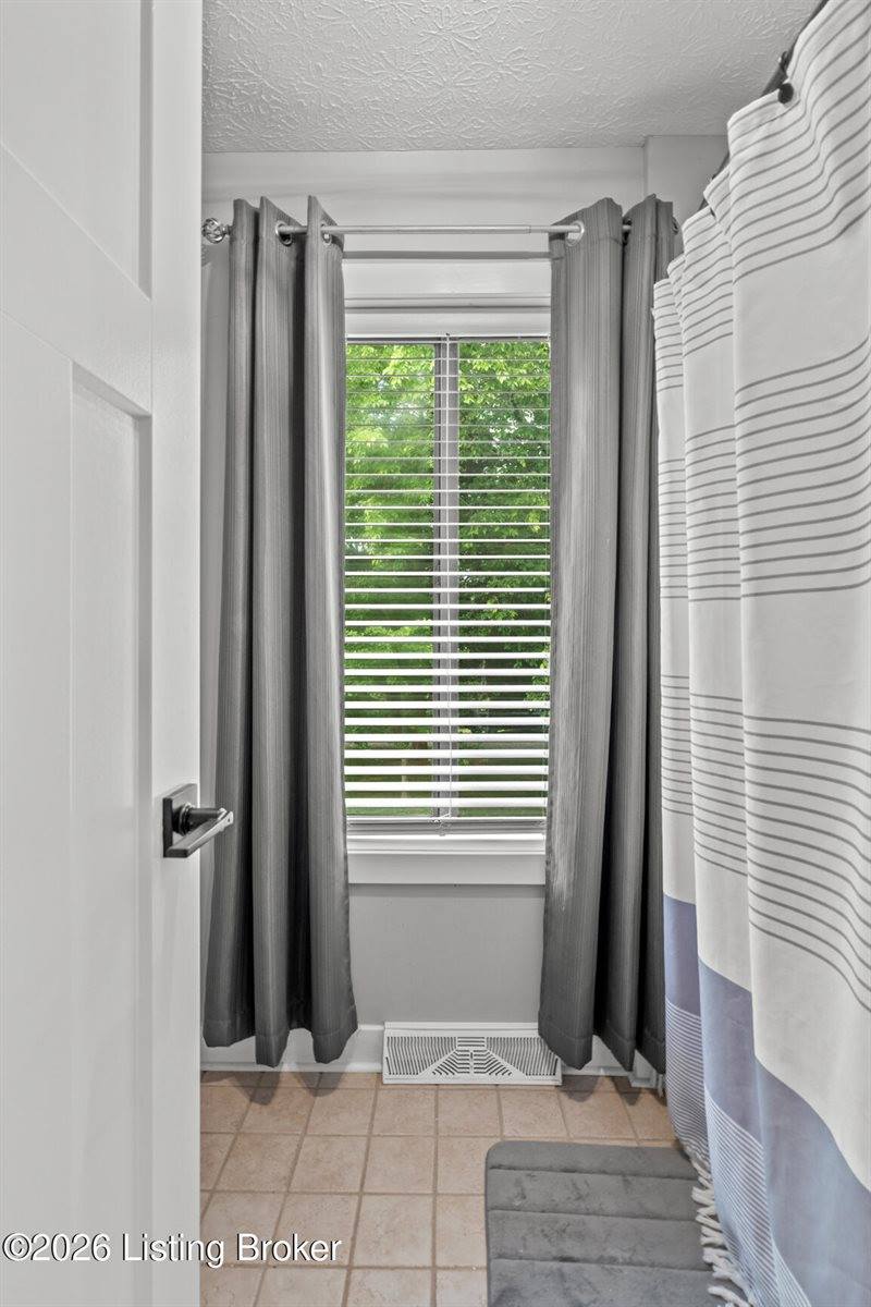 410 Cedar Flats Rd, Battletown, KY 40104