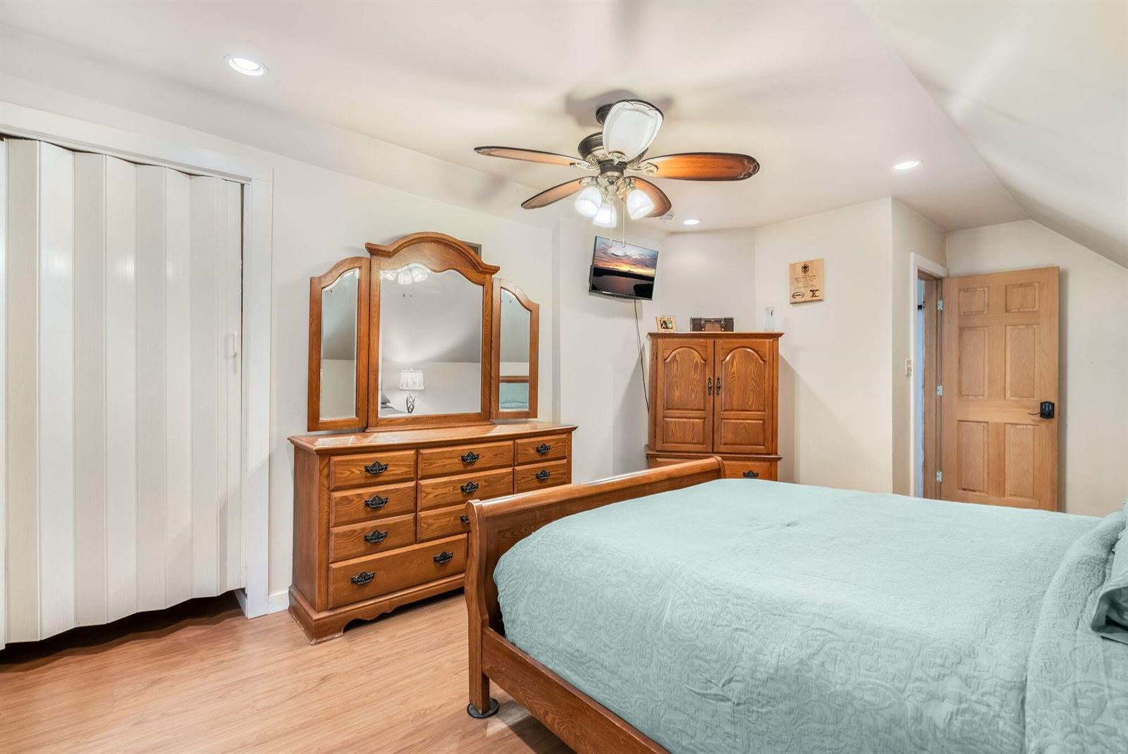 42 Lagrange Road, Howland, ME 04448