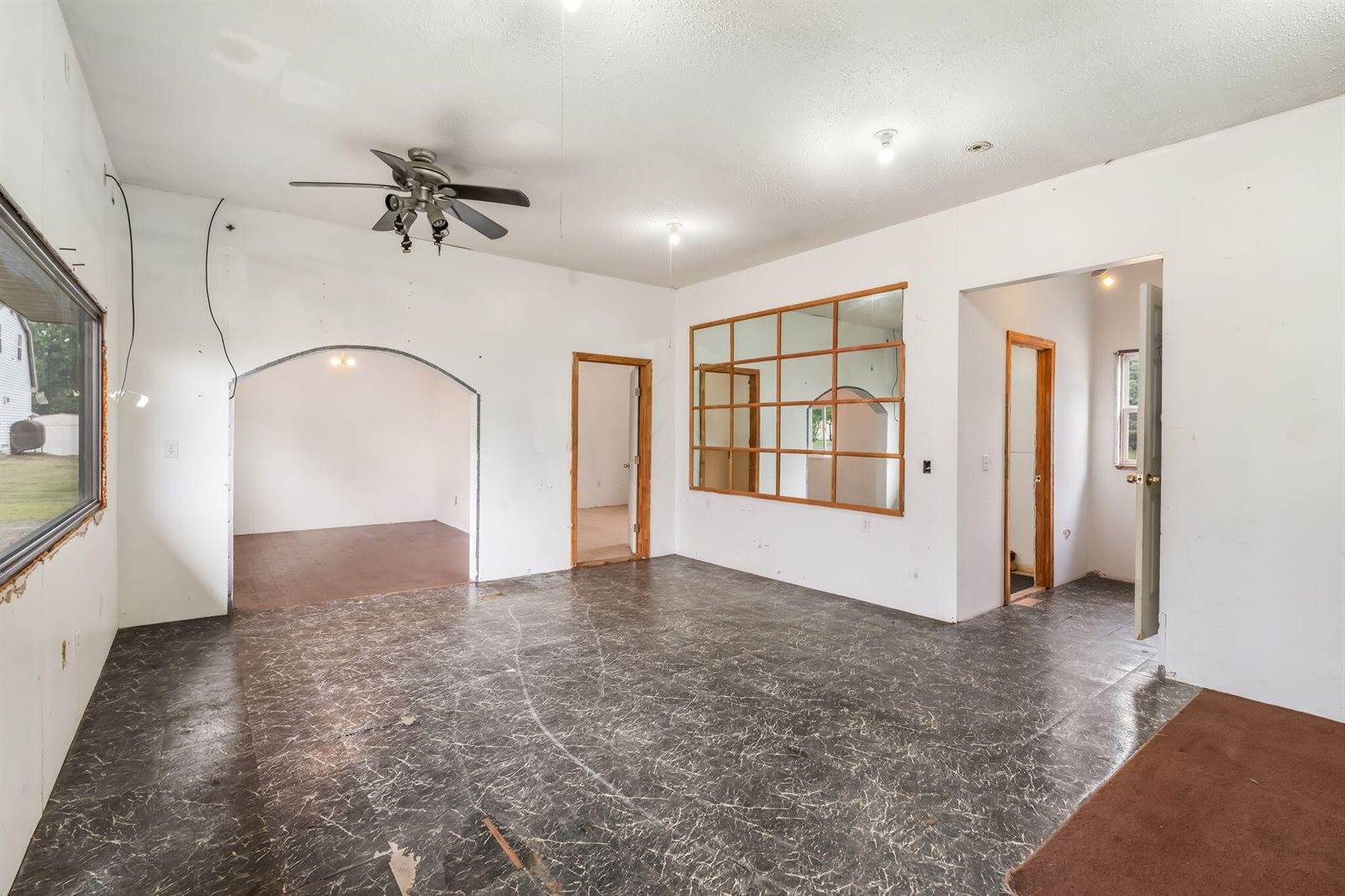 42 Lagrange Road, Howland, ME 04448