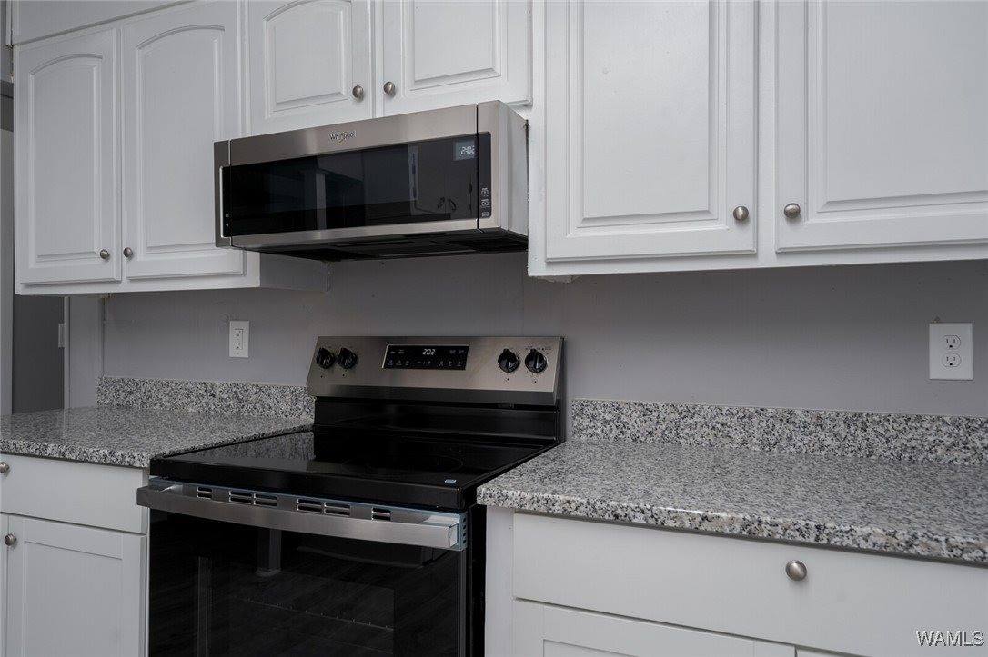 69 2nd Avenue, Moundville, AL 35474