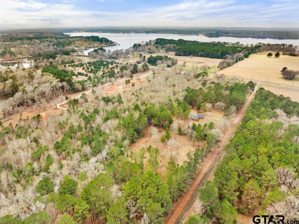 268 County Road 3607, Bullard, TX 75757