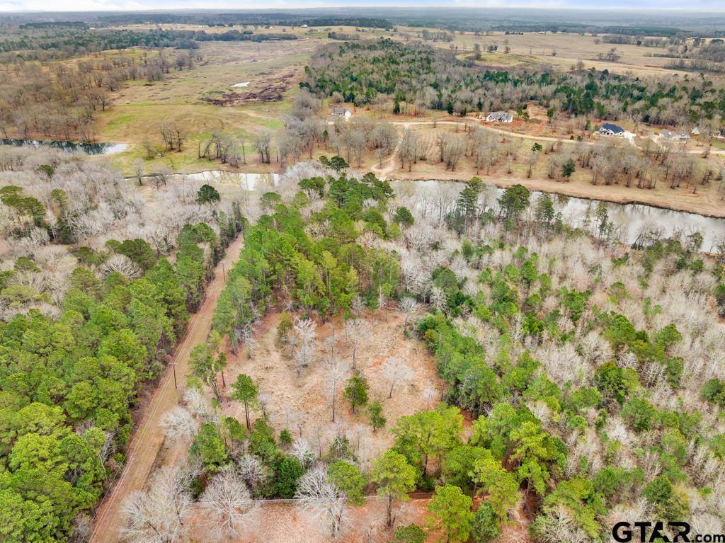 268 County Road 3607, Bullard, TX 75757