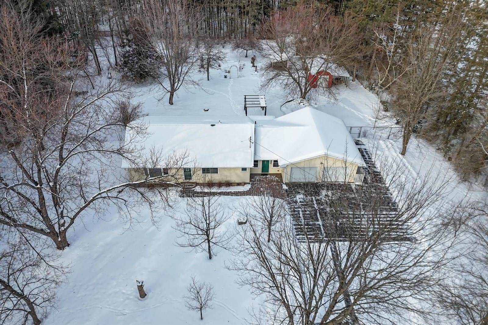 1195 Kester Road, Wisconsin Rapids, WI 54494