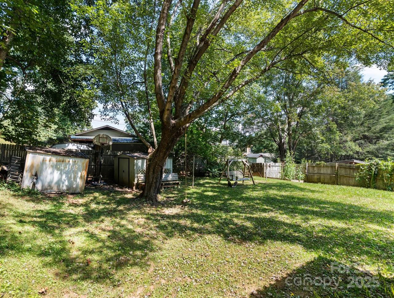 106 Culpepper Drive, Waynesville, NC 28786