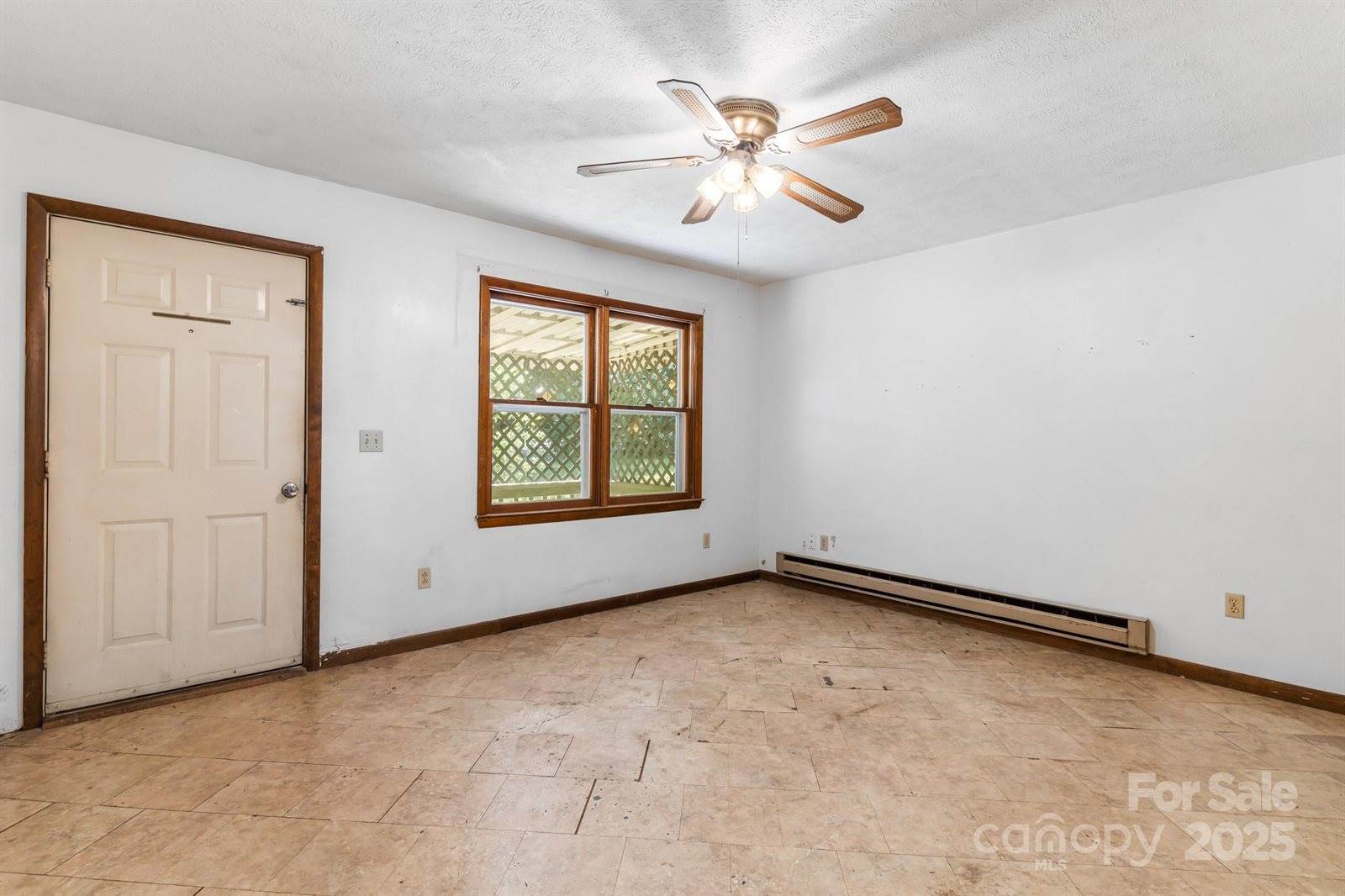 106 Culpepper Drive, Waynesville, NC 28786