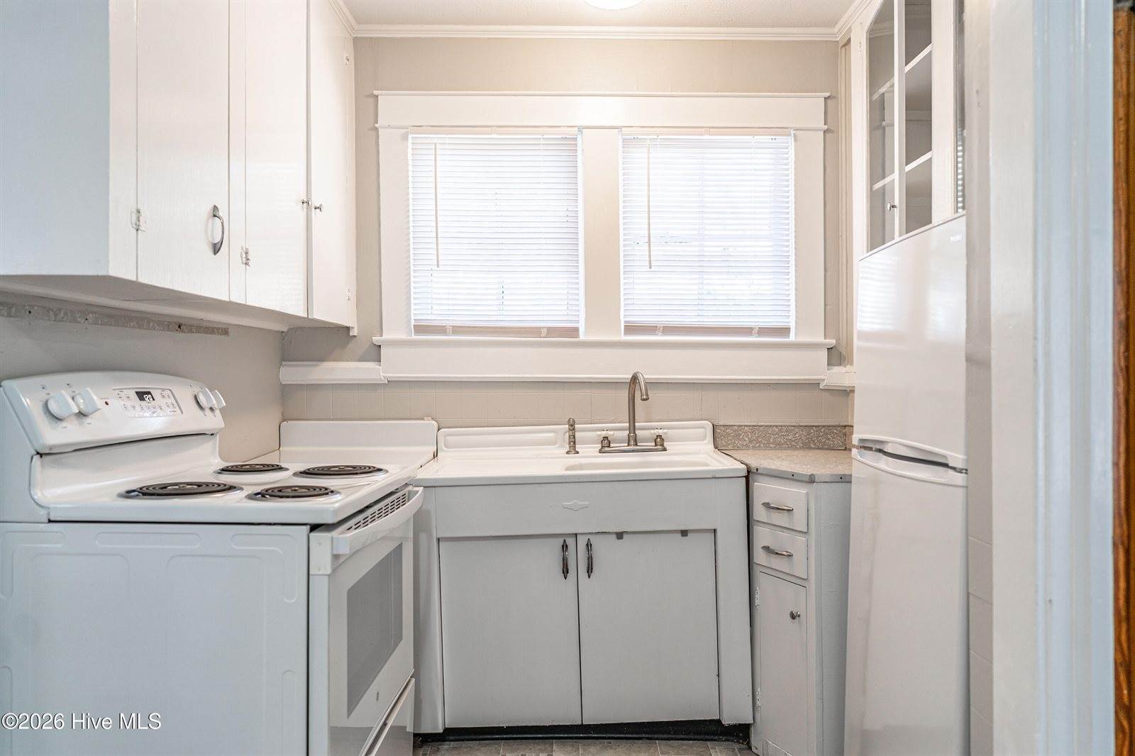 350 West Connecticut Avenue, Southern Pines, NC 28387