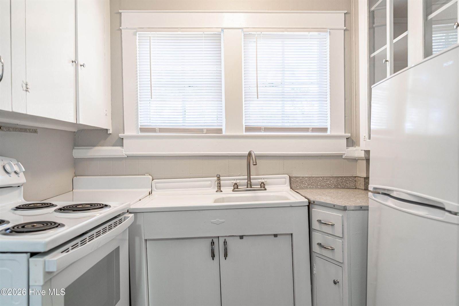 350 West Connecticut Avenue, Southern Pines, NC 28387