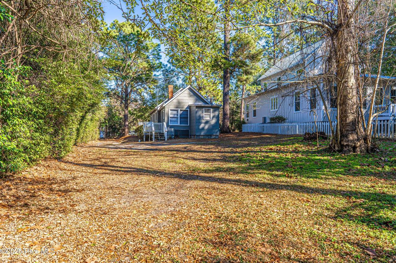 350 West Connecticut Avenue, Southern Pines, NC 28387