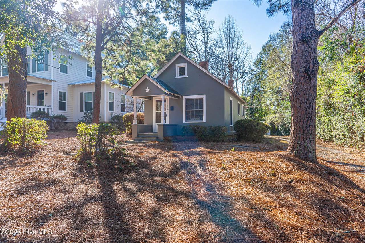 350 West Connecticut Avenue, Southern Pines, NC 28387