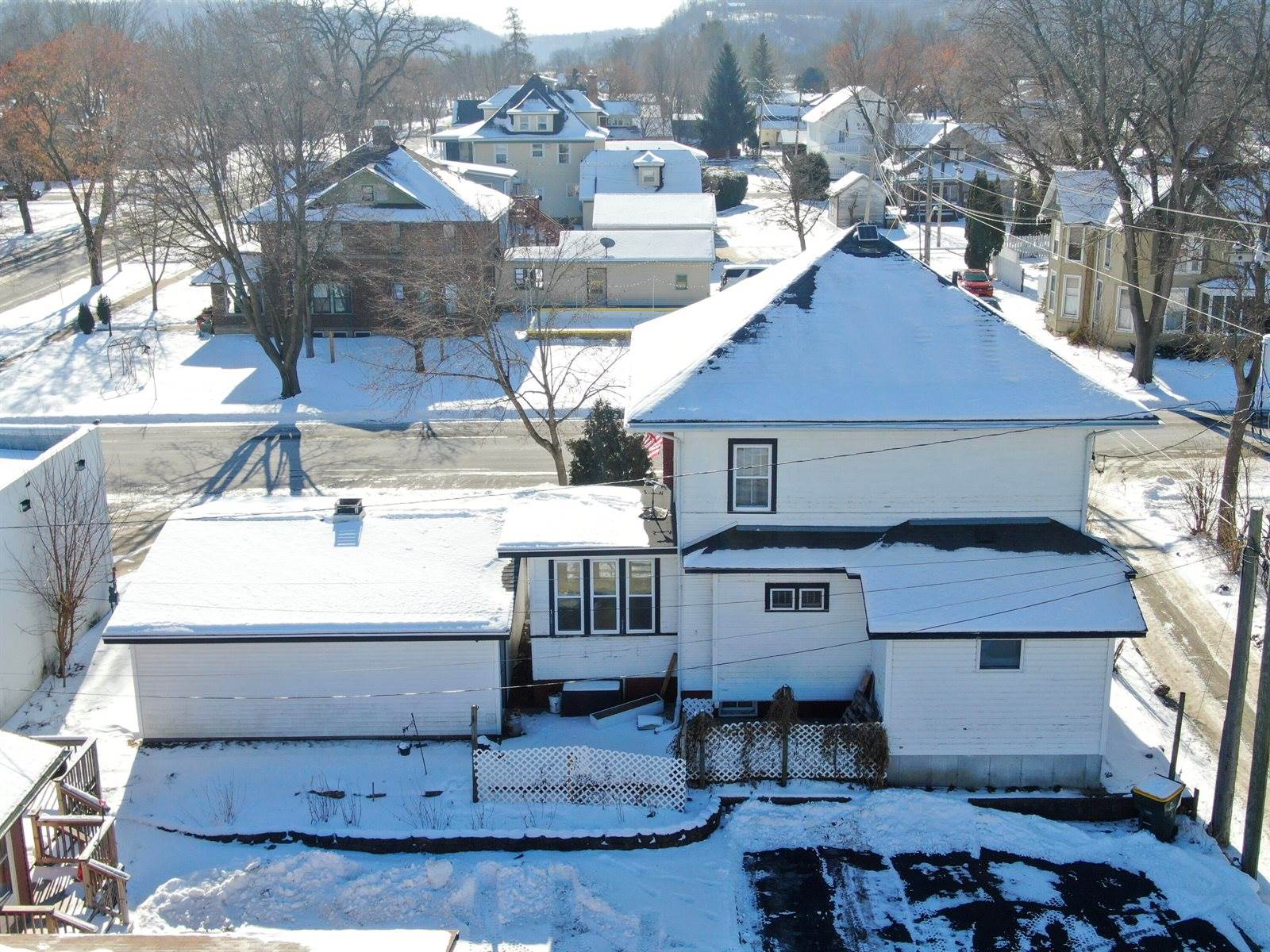 101 Parker St, Boscobel, WI 53805