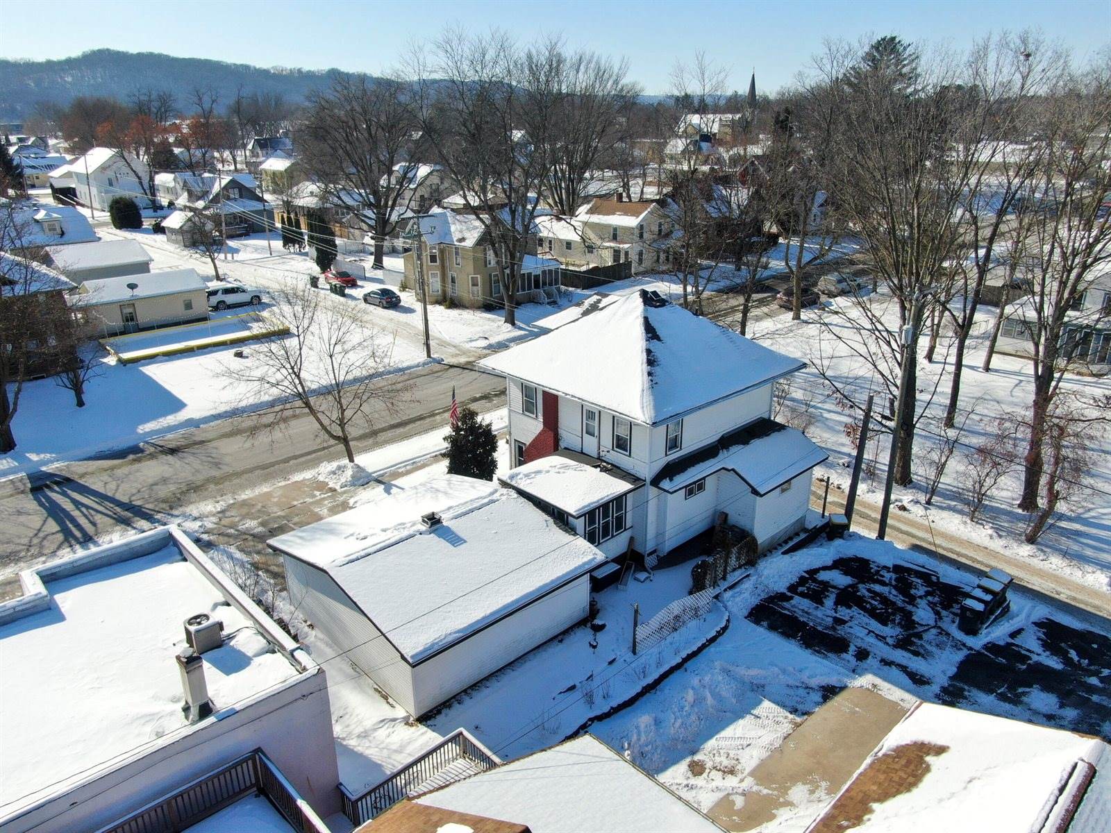 101 Parker St, Boscobel, WI 53805