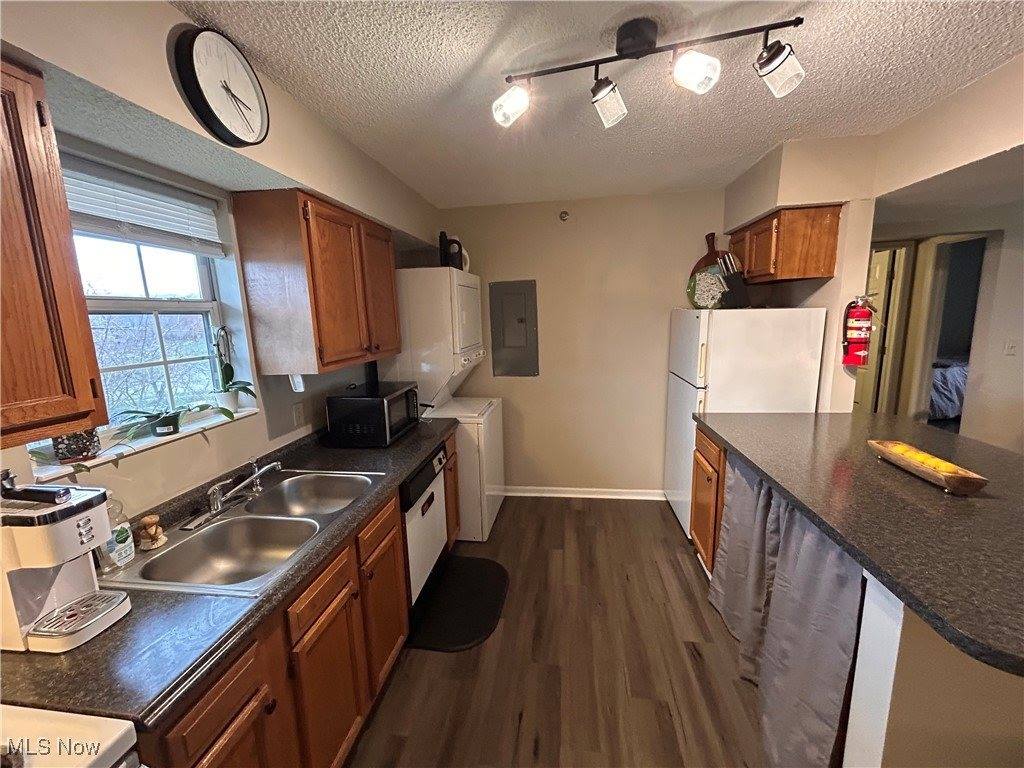 15 South Shafer Street, Athens, OH 45701