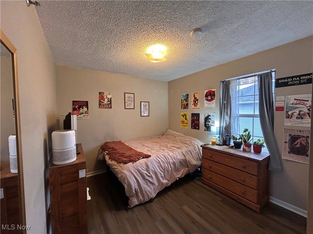 15 South Shafer Street, Athens, OH 45701