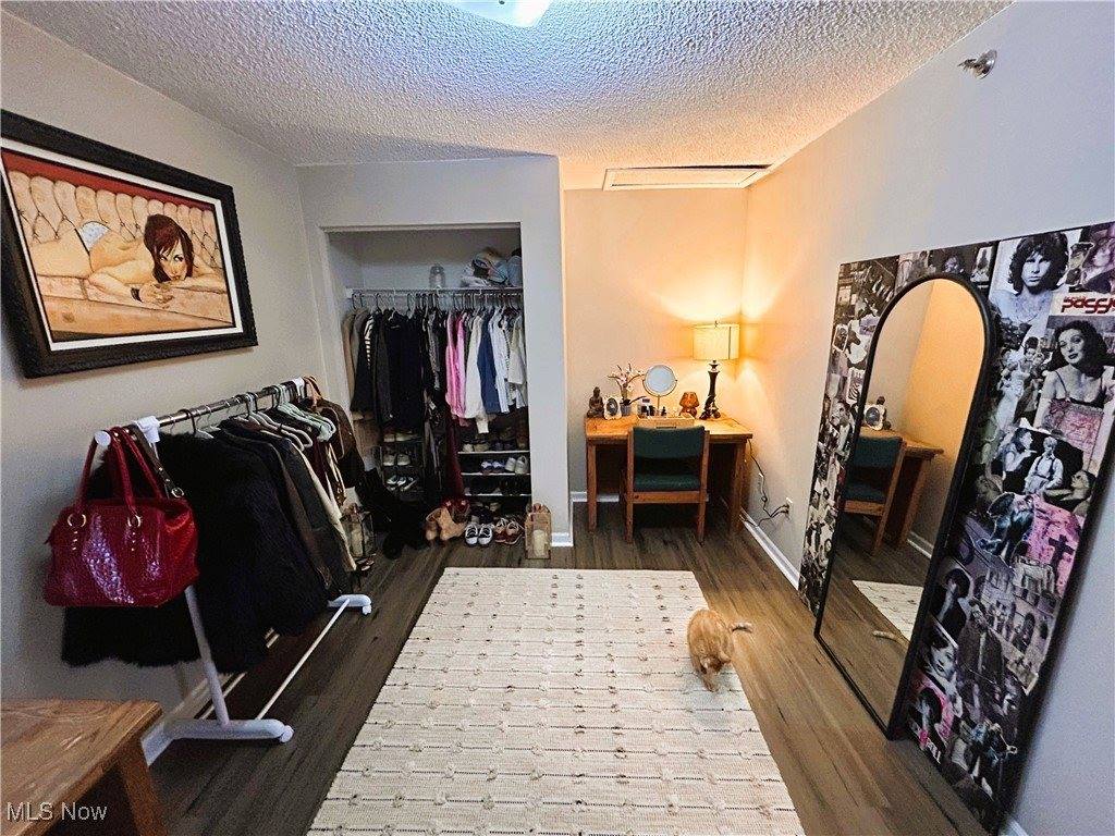 15 South Shafer Street, Athens, OH 45701