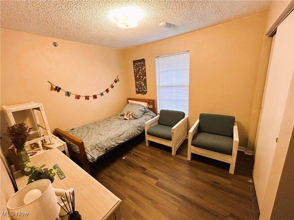 15 South Shafer Street, Athens, OH 45701