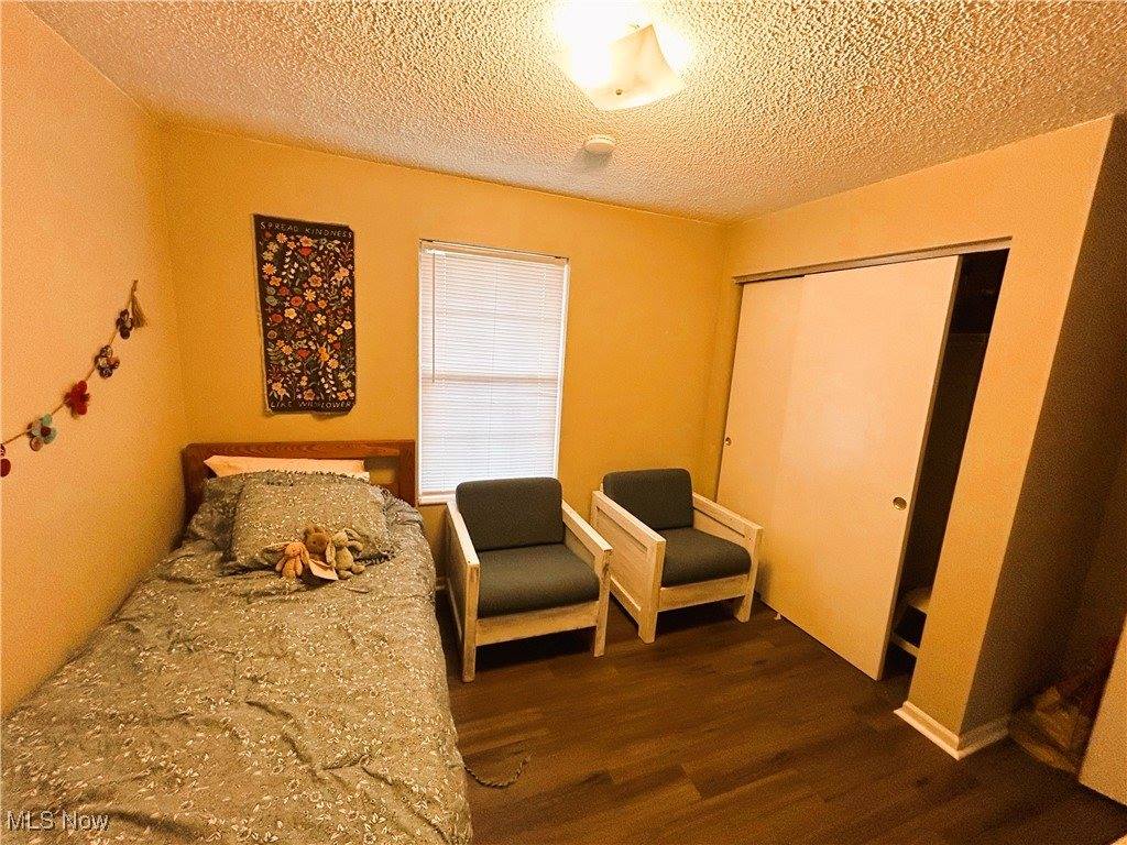 15 South Shafer Street, Athens, OH 45701