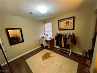 15 South Shafer Street, Athens, OH 45701