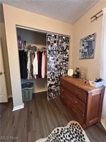 15 South Shafer Street, Athens, OH 45701