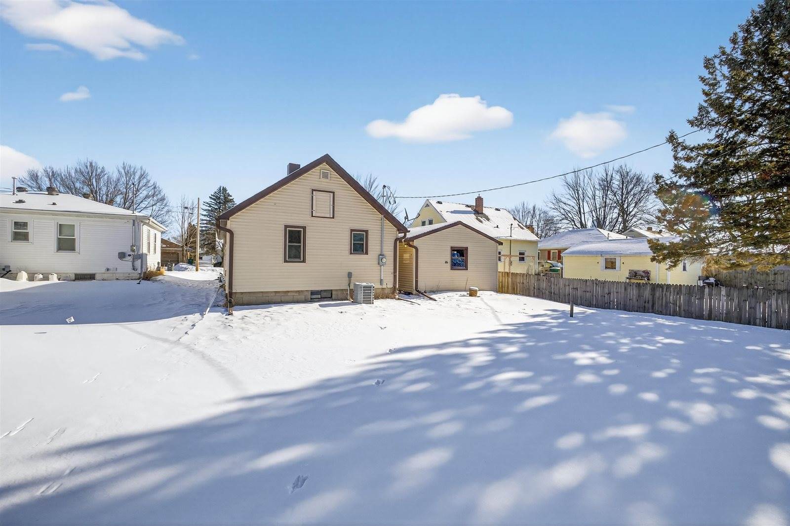 241 16th Avenue North, Wisconsin Rapids, WI 54495