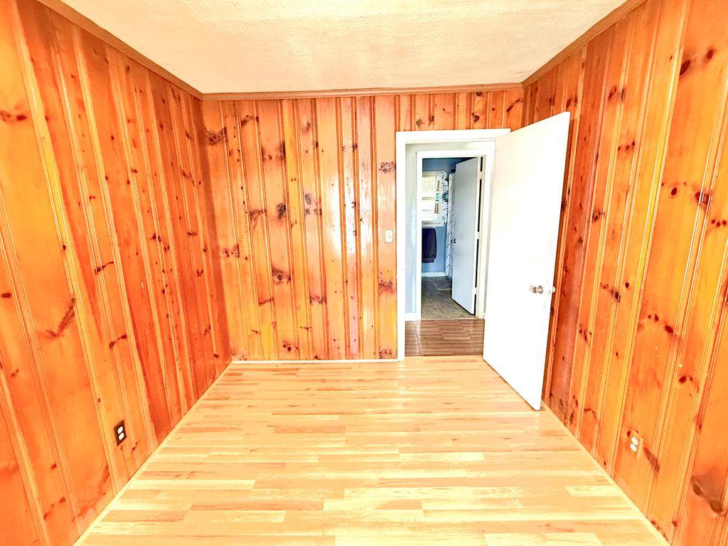 2513, Greenwood, SC 29646