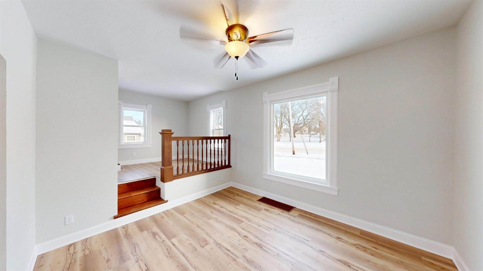 537 Main St, Cashton, WI 54619