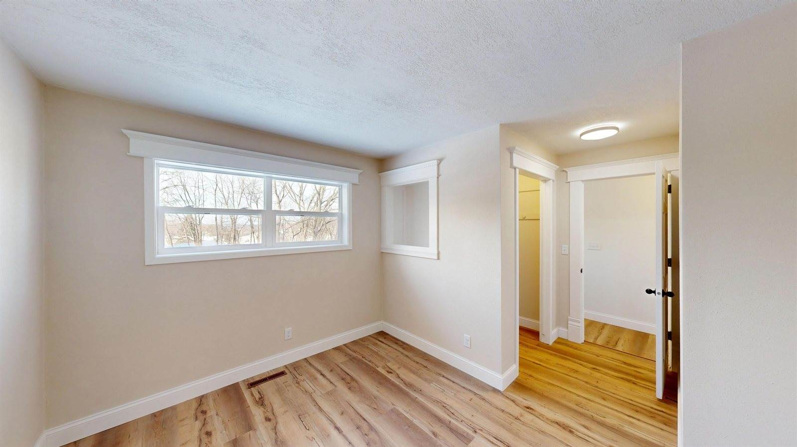 537 Main St, Cashton, WI 54619