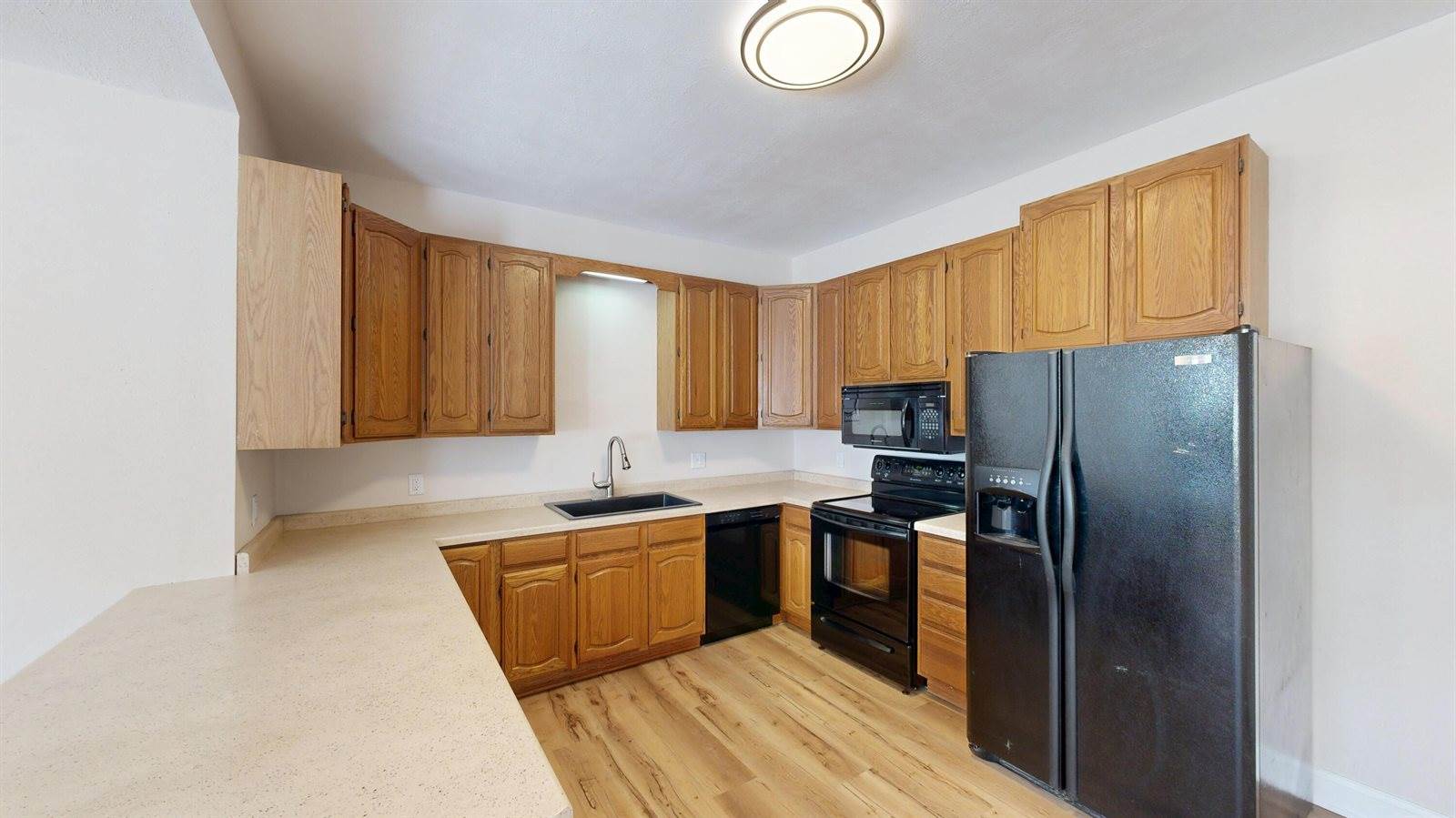 537 Main St, Cashton, WI 54619