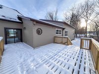 537 Main St, Cashton, WI 54619