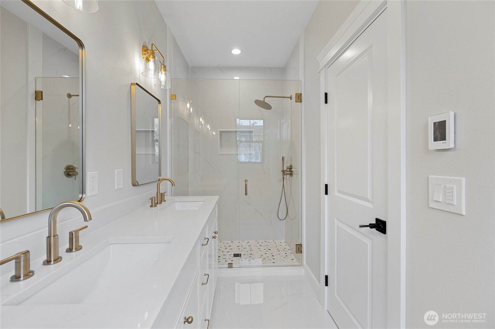 1211 King Street, Anacortes, WA 98221