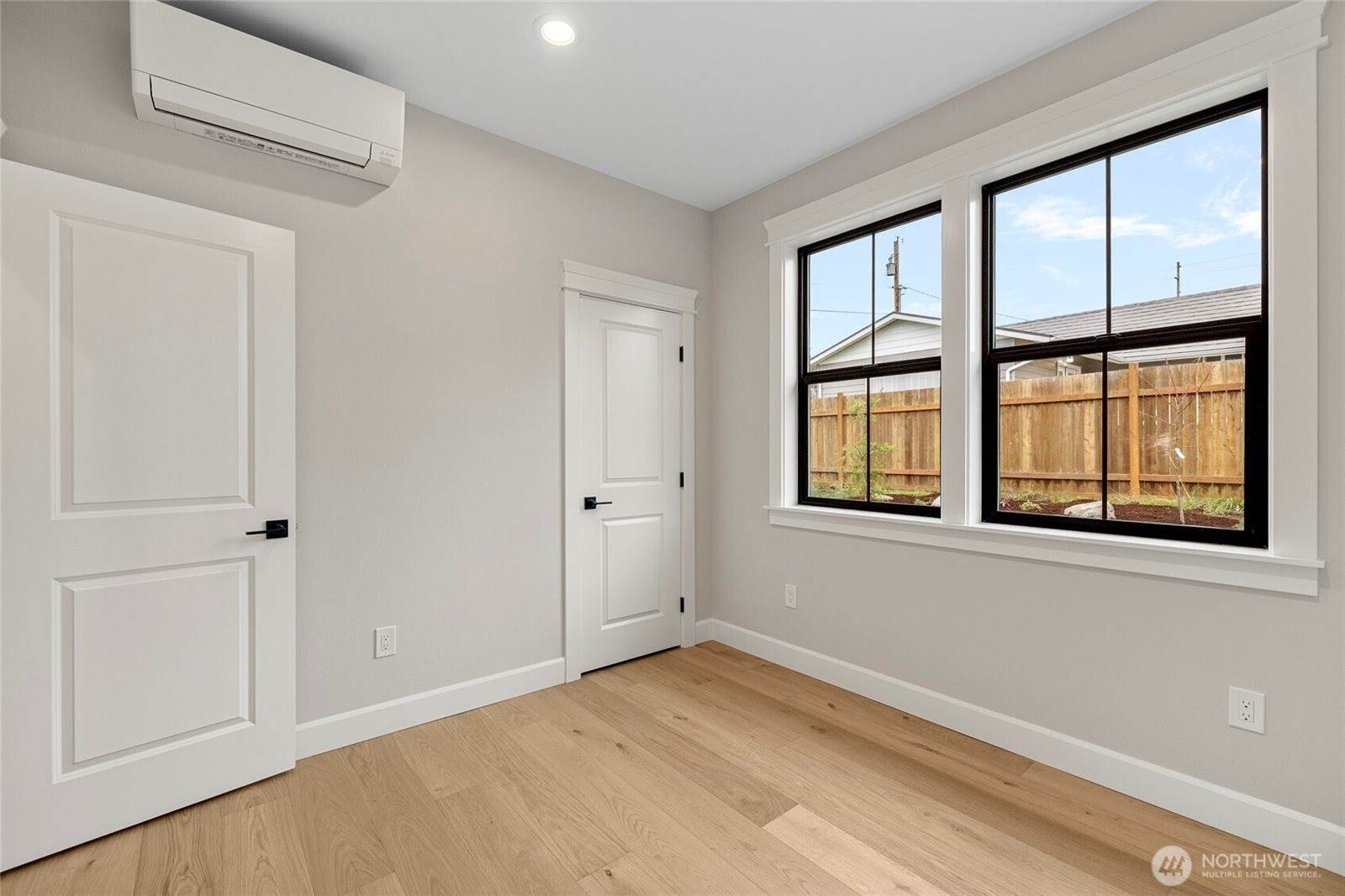 1211 King Street, Anacortes, WA 98221