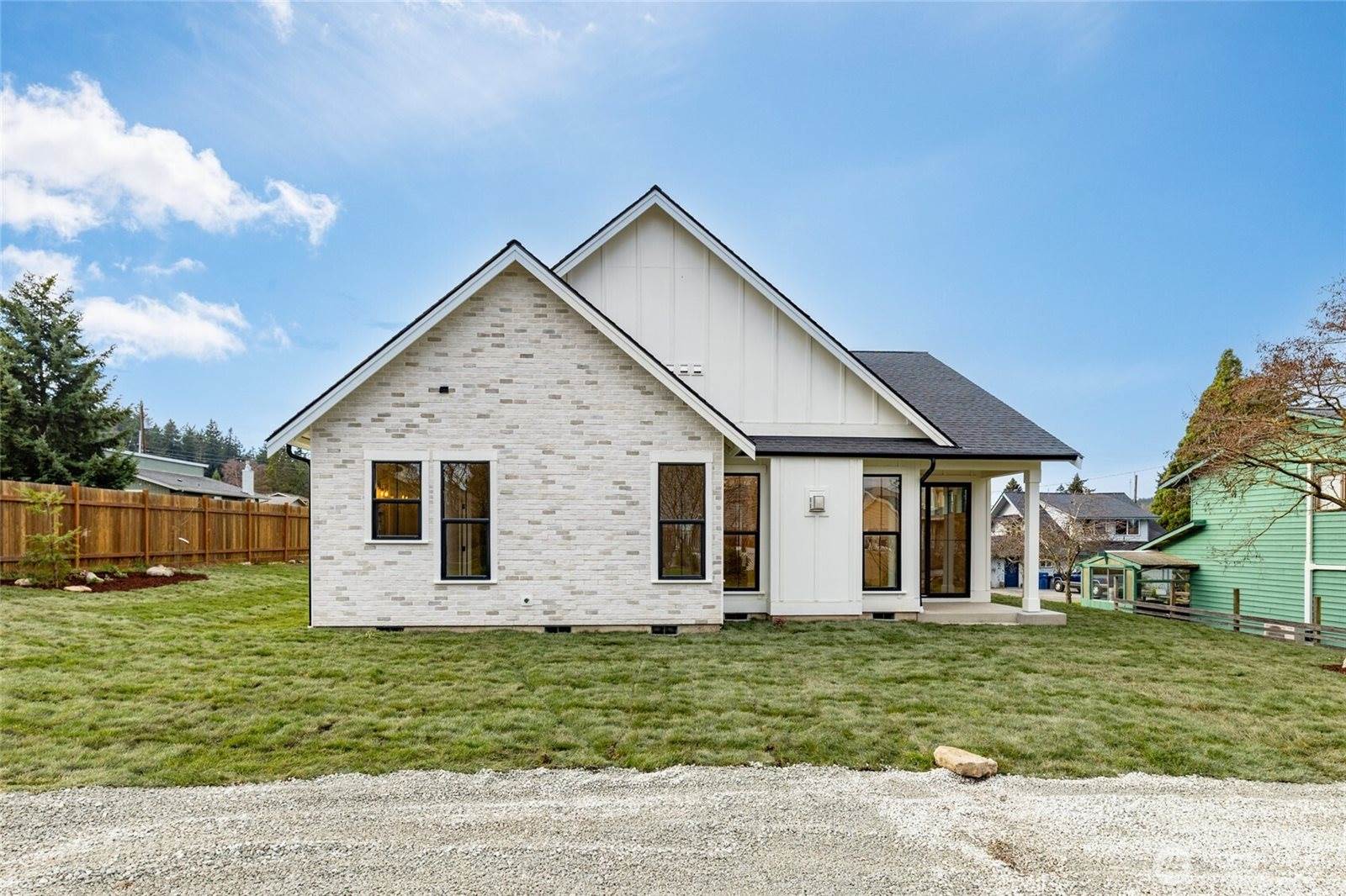 1211 King Street, Anacortes, WA 98221