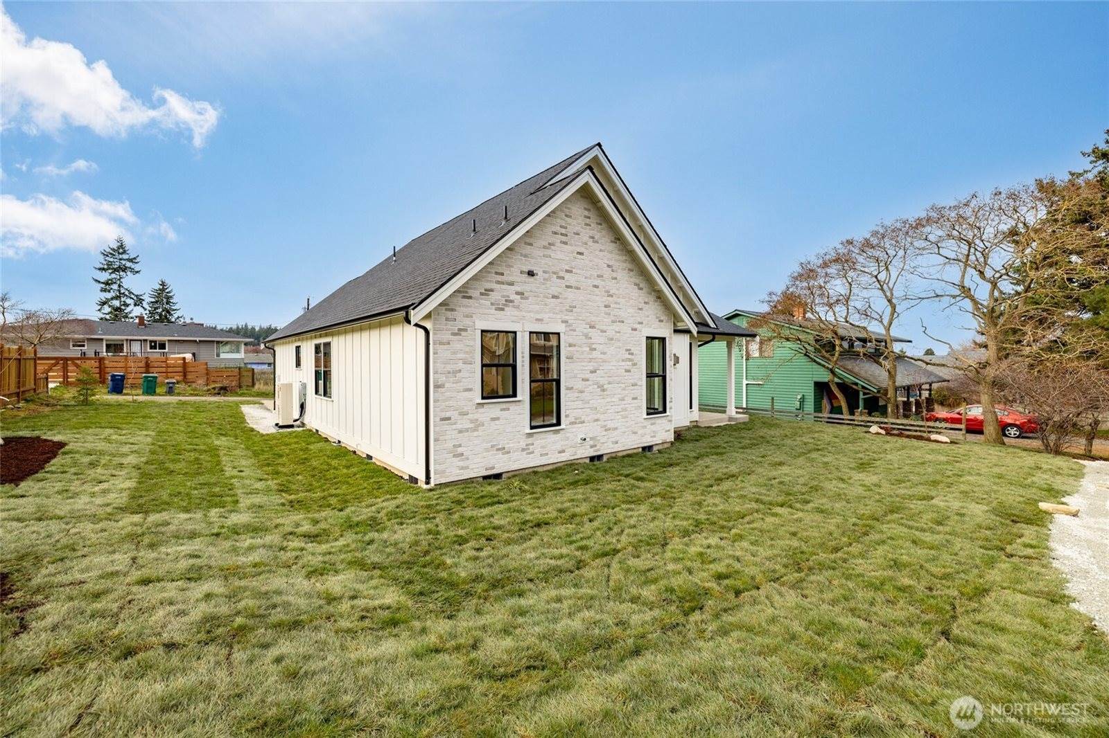 1211 King Street, Anacortes, WA 98221