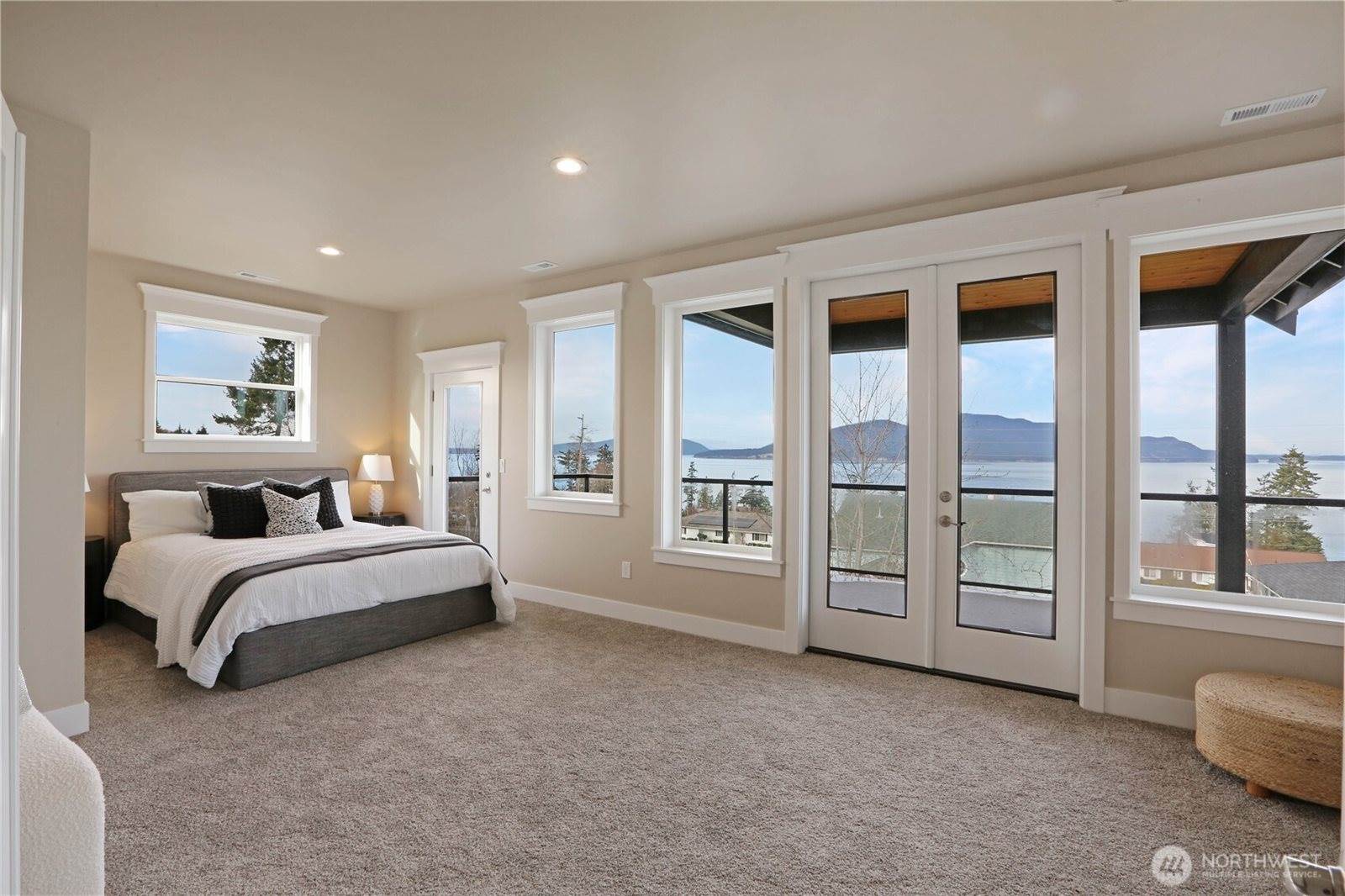 3706 West 3rd Street, Anacortes, WA 98221