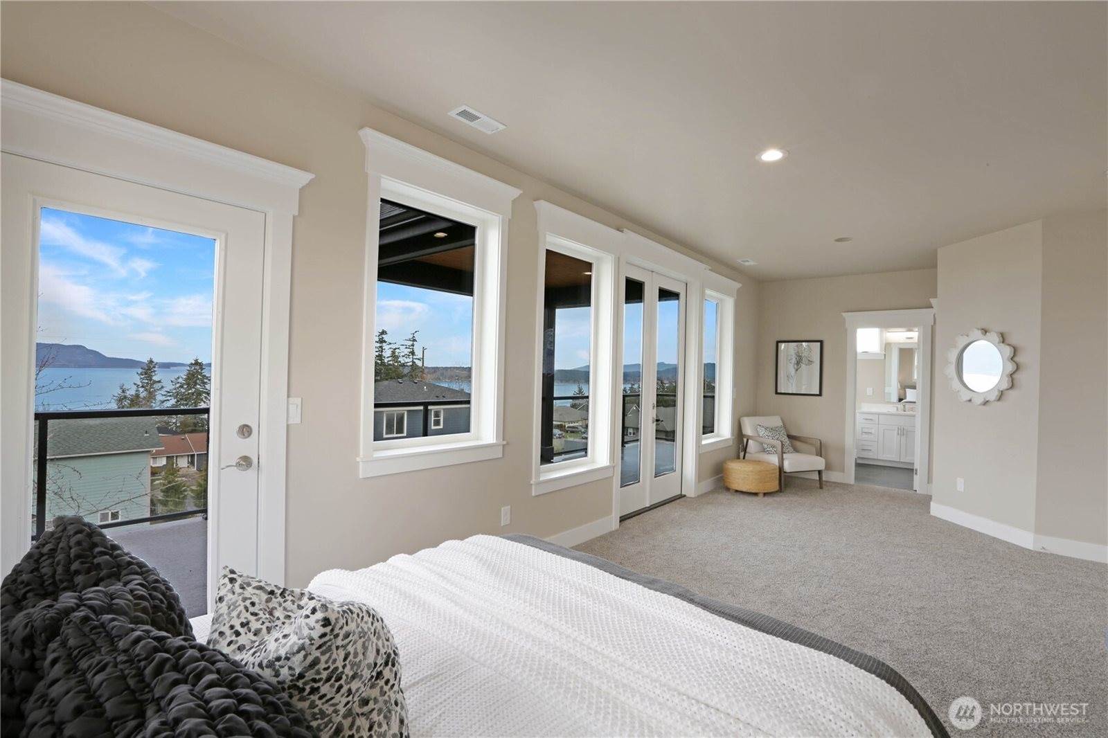 3706 West 3rd Street, Anacortes, WA 98221