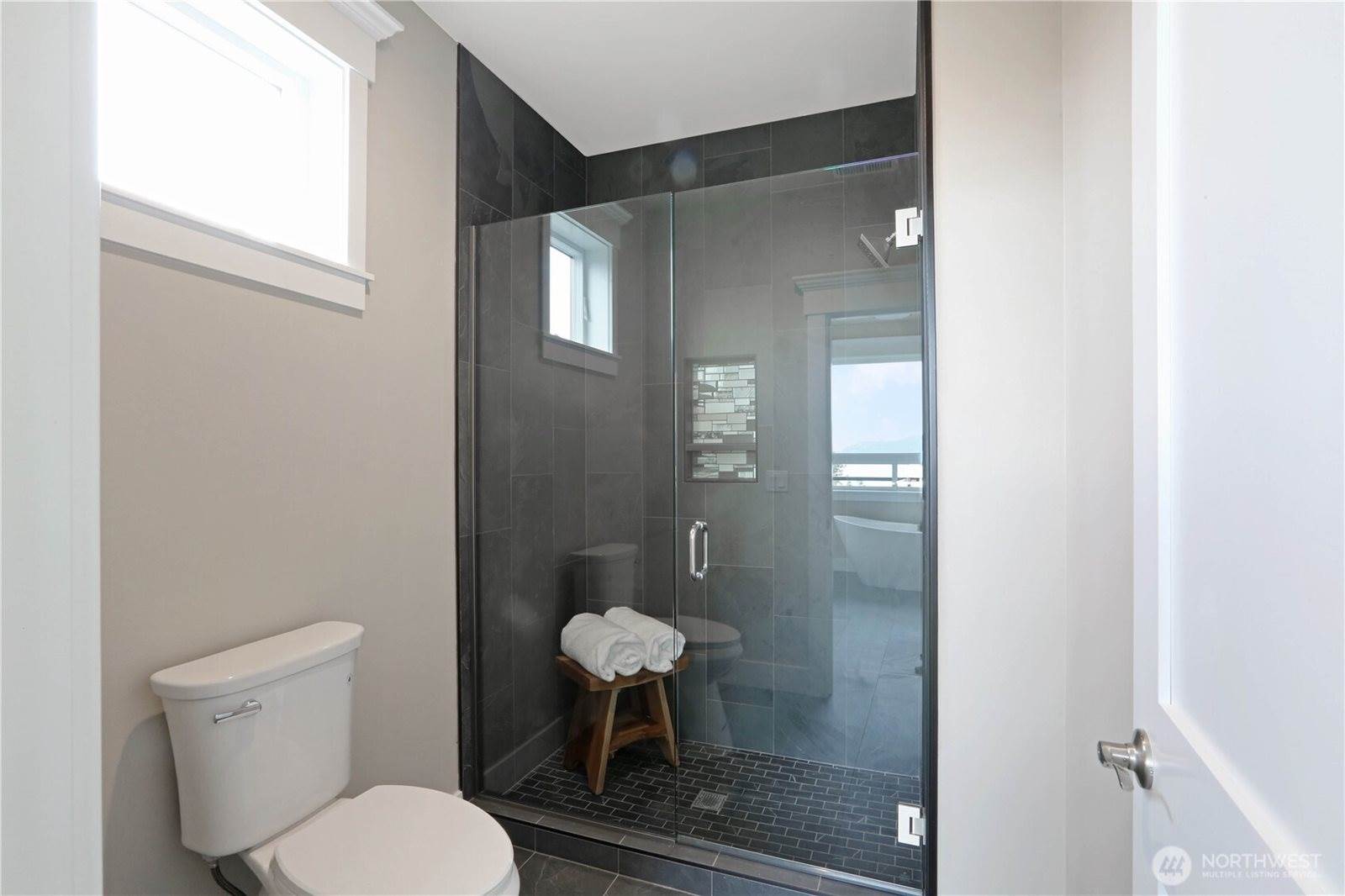 3706 West 3rd Street, Anacortes, WA 98221