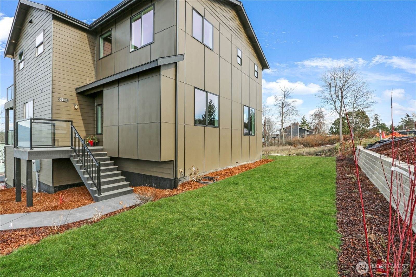 3706 West 3rd Street, Anacortes, WA 98221