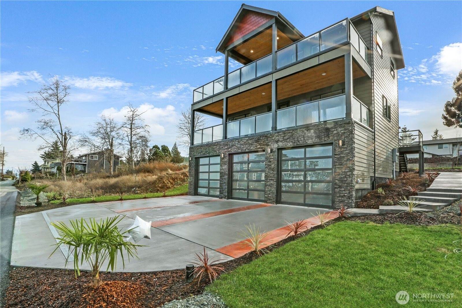 3706 West 3rd Street, Anacortes, WA 98221