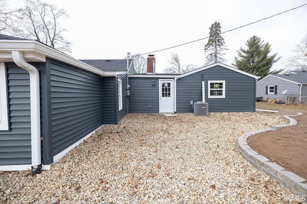 1208 Layton Road, Anderson, IN 46011