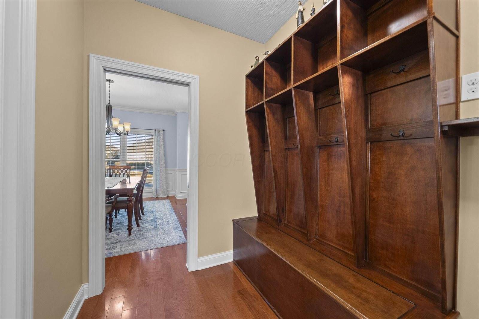 9553 Alder Glen Court, Dublin, OH 43017