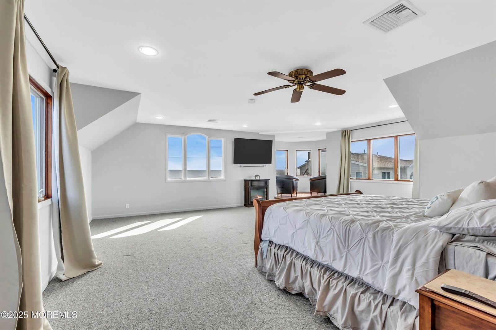 492 Ocean Avenue, Sea Bright, NJ 07760