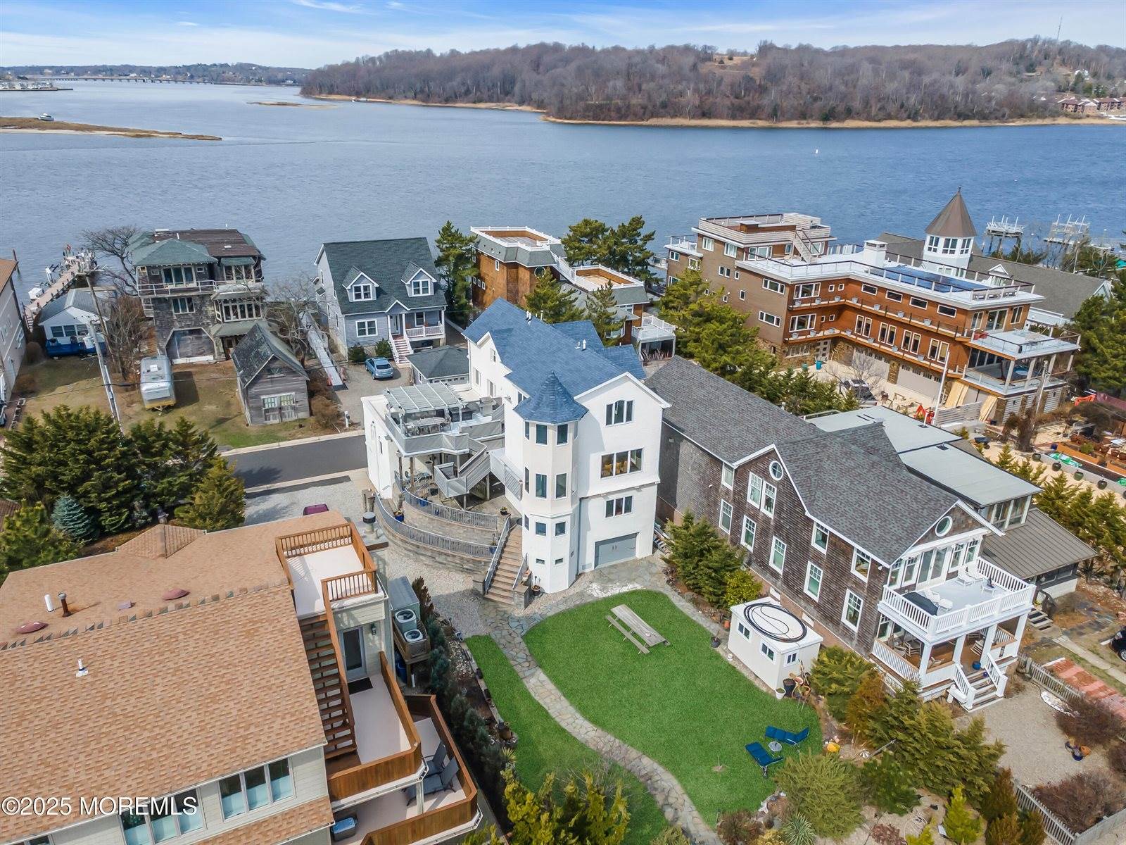 492 Ocean Avenue, Sea Bright, NJ 07760